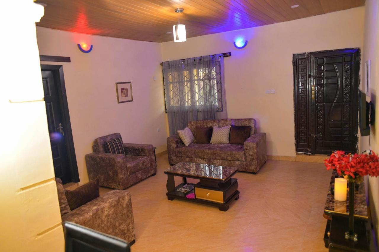 Living Green Apartments Airport Pick Up Benin-Stadt Exterior foto
