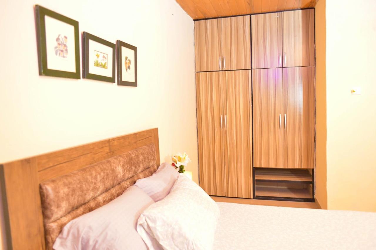 Living Green Apartments Airport Pick Up Benin-Stadt Exterior foto