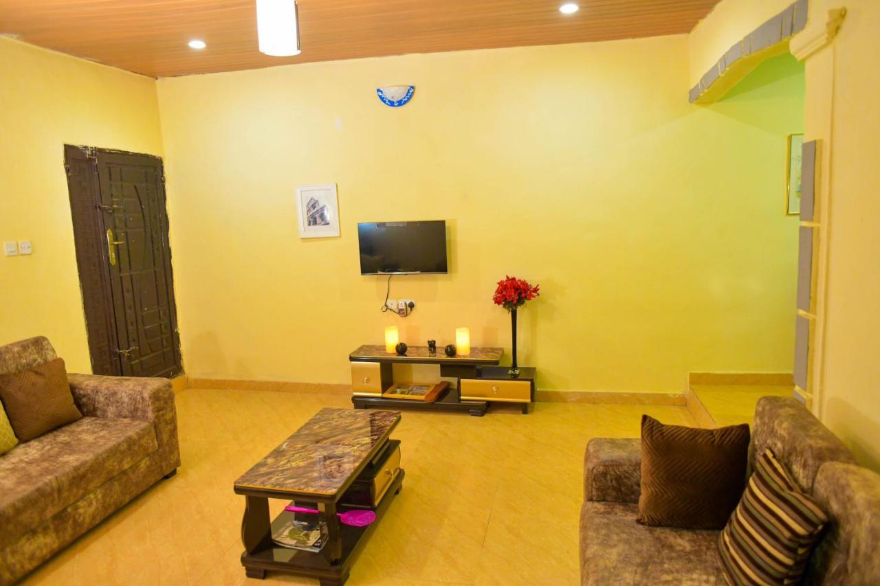 Living Green Apartments Airport Pick Up Benin-Stadt Exterior foto